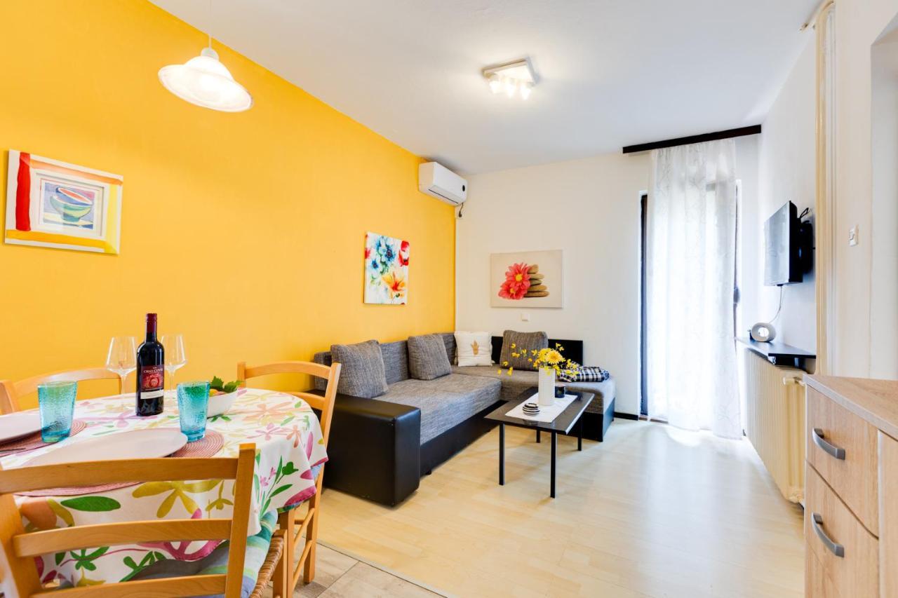 Apartman Kovac マリンスカ エクステリア 写真